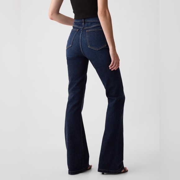 NWOT Gap High Rise '70s Flare Jeans - Picture 4 of 6